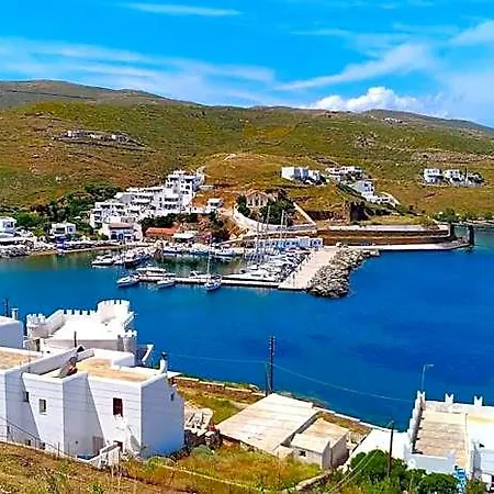 Fantastic View Kythnos Loutrá