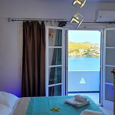 Fantastic View Kythnos Loutrá